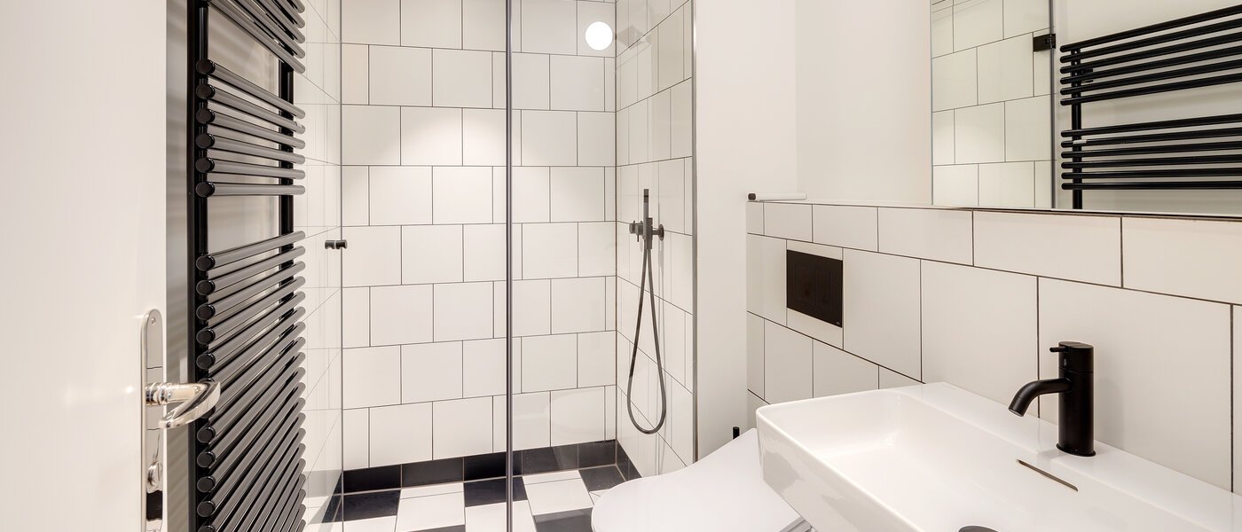 maisonette-gallery apartment München Herzogpark 01 bathroom 12615