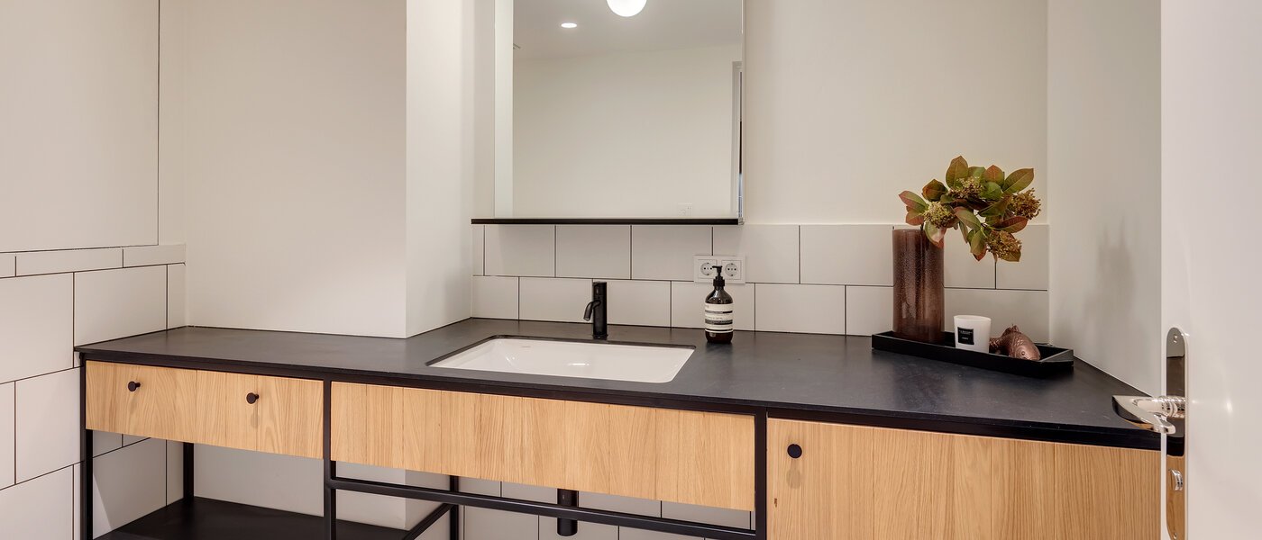 maisonette-gallery apartment München Herzogpark 01 guest toilet 12615