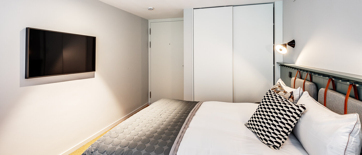 maisonette-gallery apartment München Herzogpark 05 sleeping area 12618