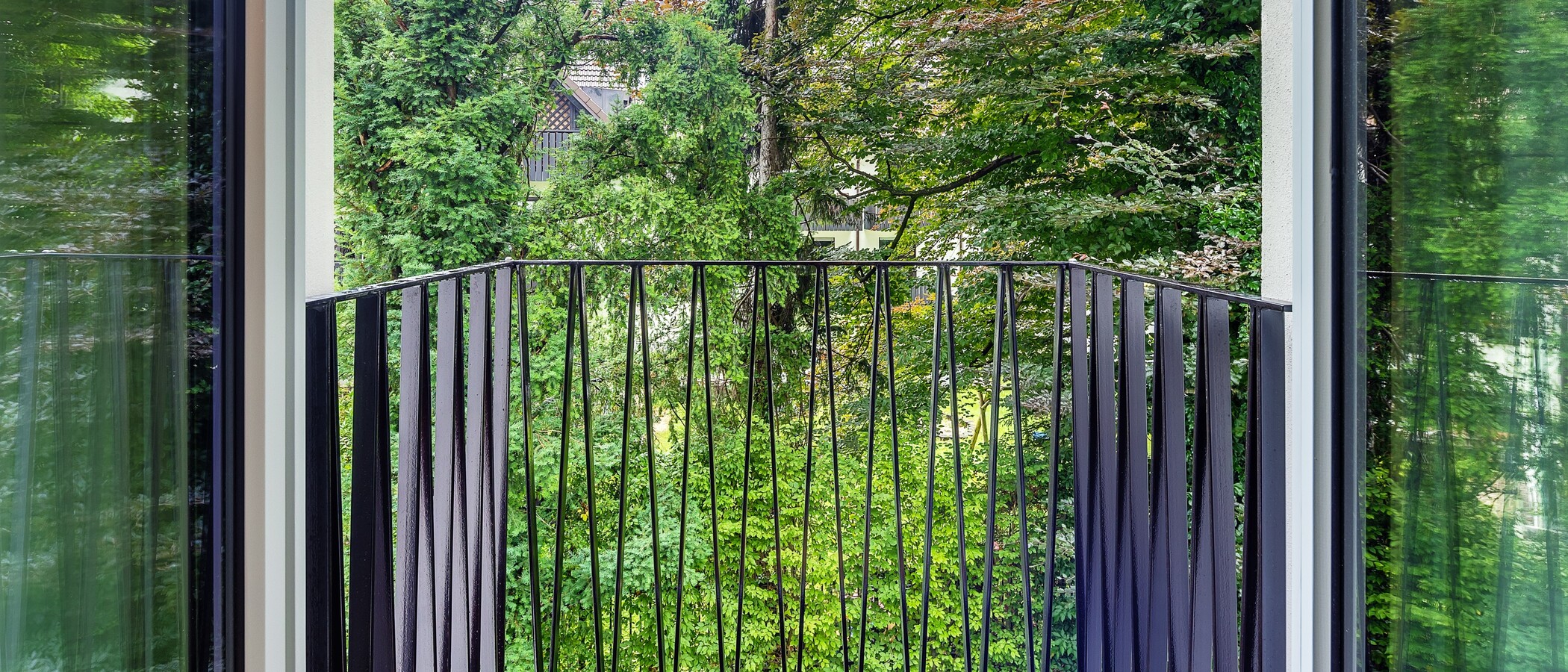 apartment München Herzogpark 01 balcony 12620