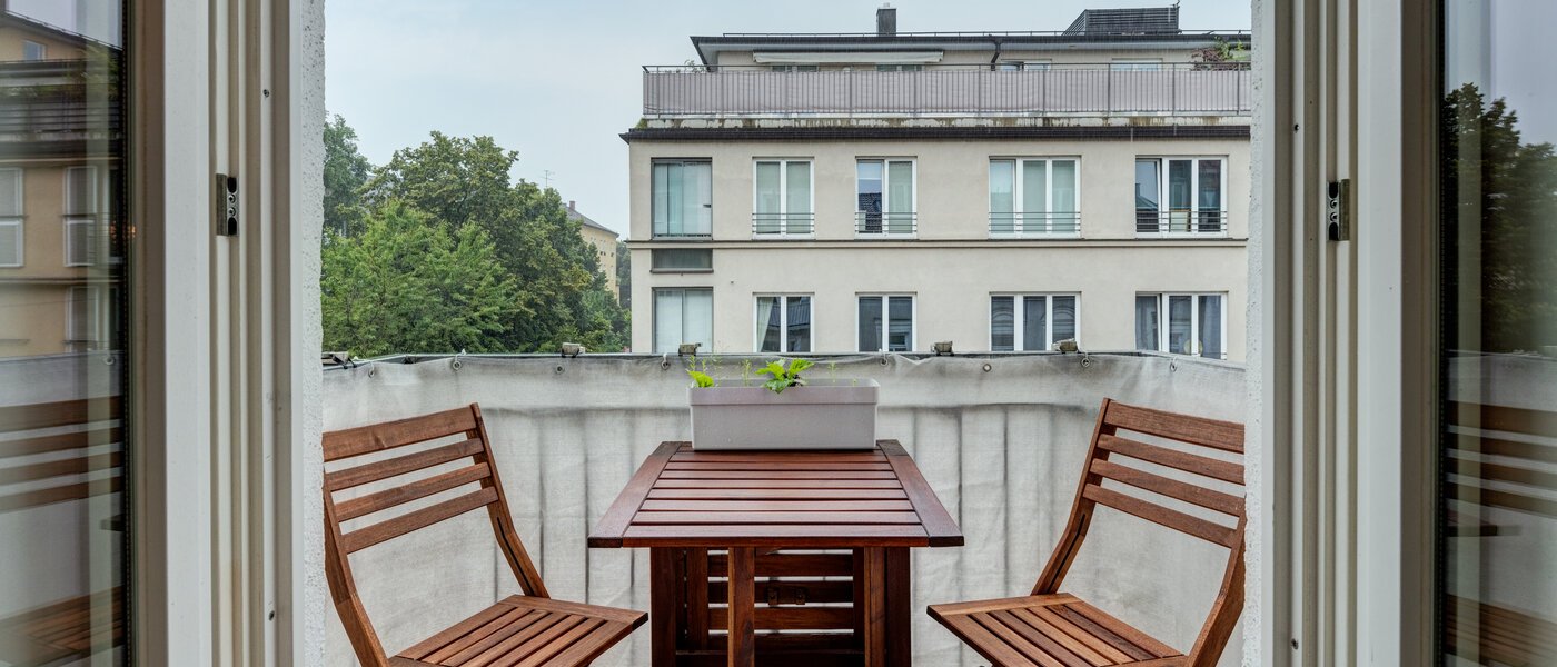 apartment München Glockenbachviertel 01 balcony 12645