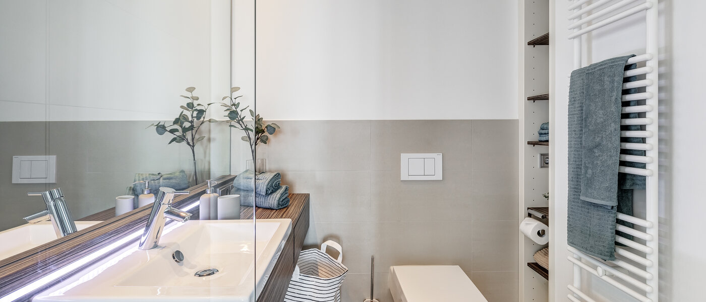 apartment München Olympiadorf 02 bathroom 12647