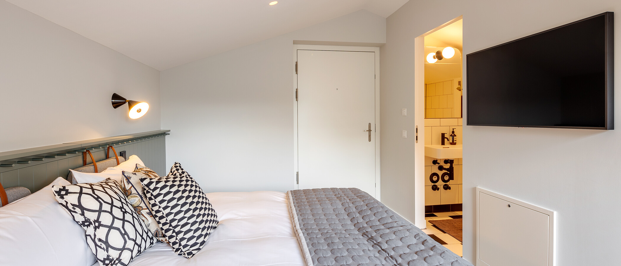 maisonette-gallery apartment München Herzogpark 03 sleeping area 12652