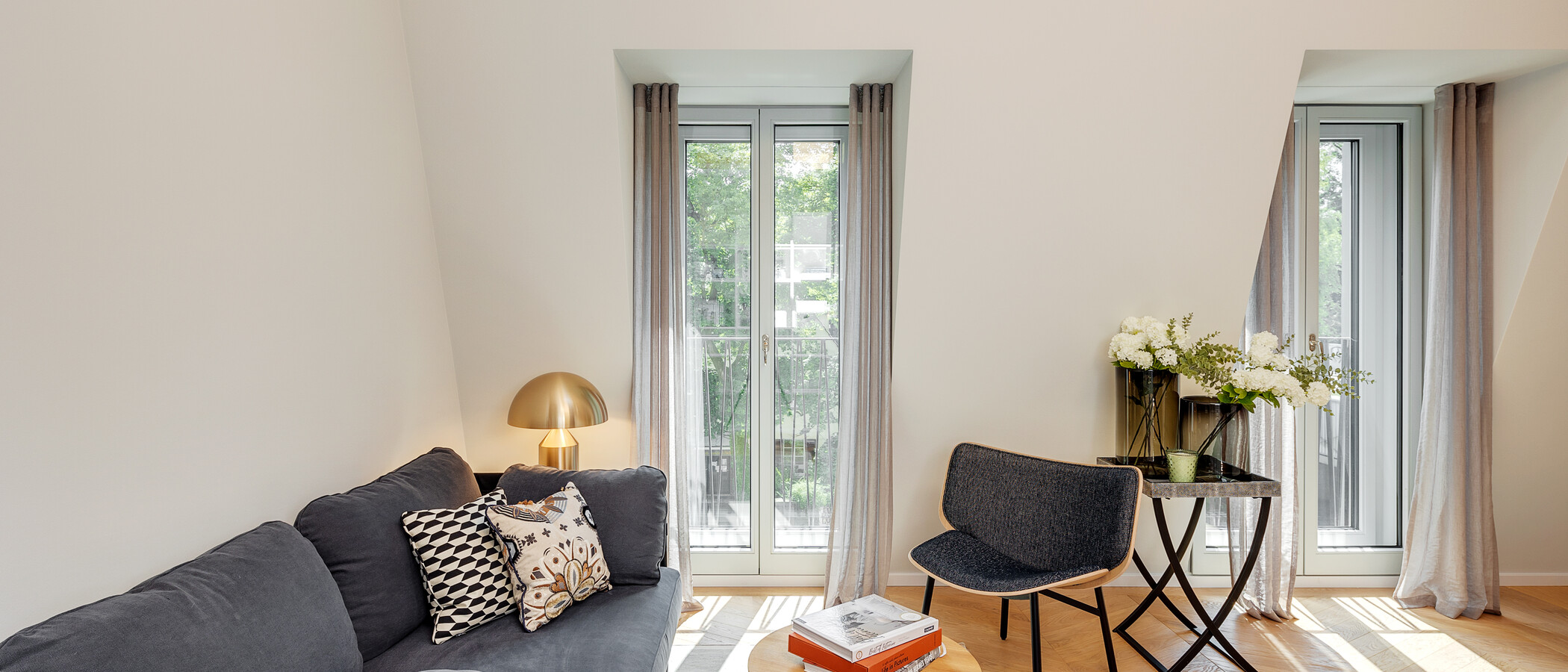maisonette-gallery apartment München Herzogpark 01 living area 12652