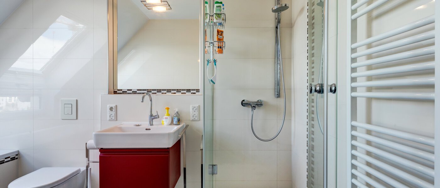 maisonette München Pasing 02 1. bathroom 12653