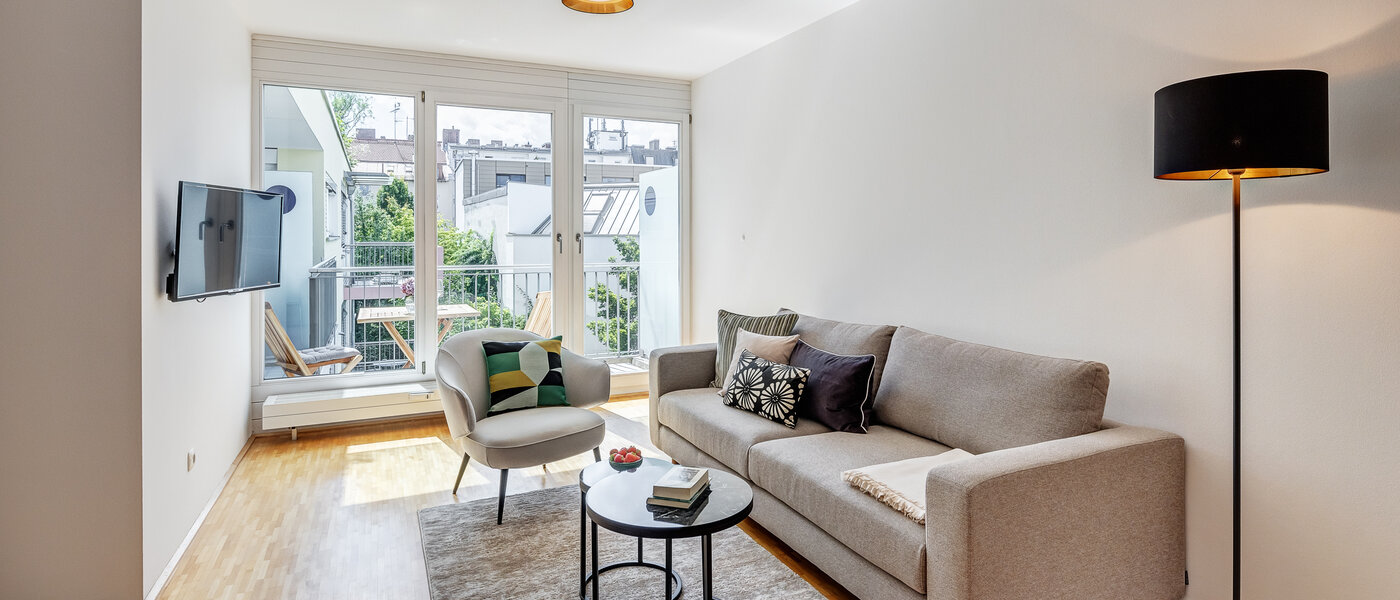 apartment München Glockenbachviertel 01 living area 12668