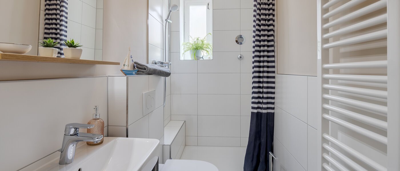 apartment München Schlachthofviertel 01 bathroom 12670