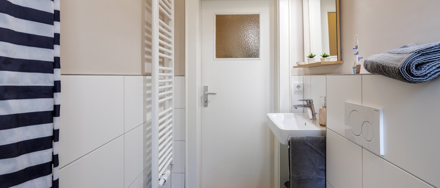 apartment München Schlachthofviertel 02 bathroom 12670