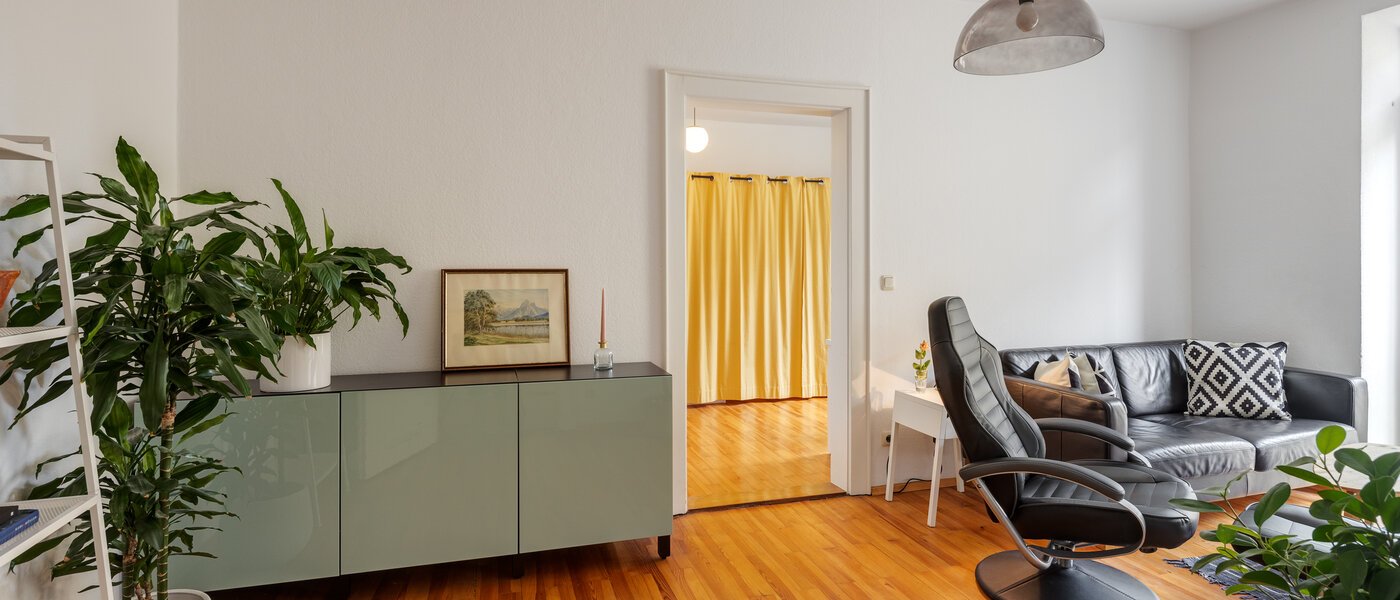 apartment München Schlachthofviertel 02 living room 12670