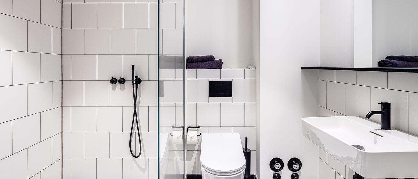 apartment München Herzogpark 01 bathroom 12678