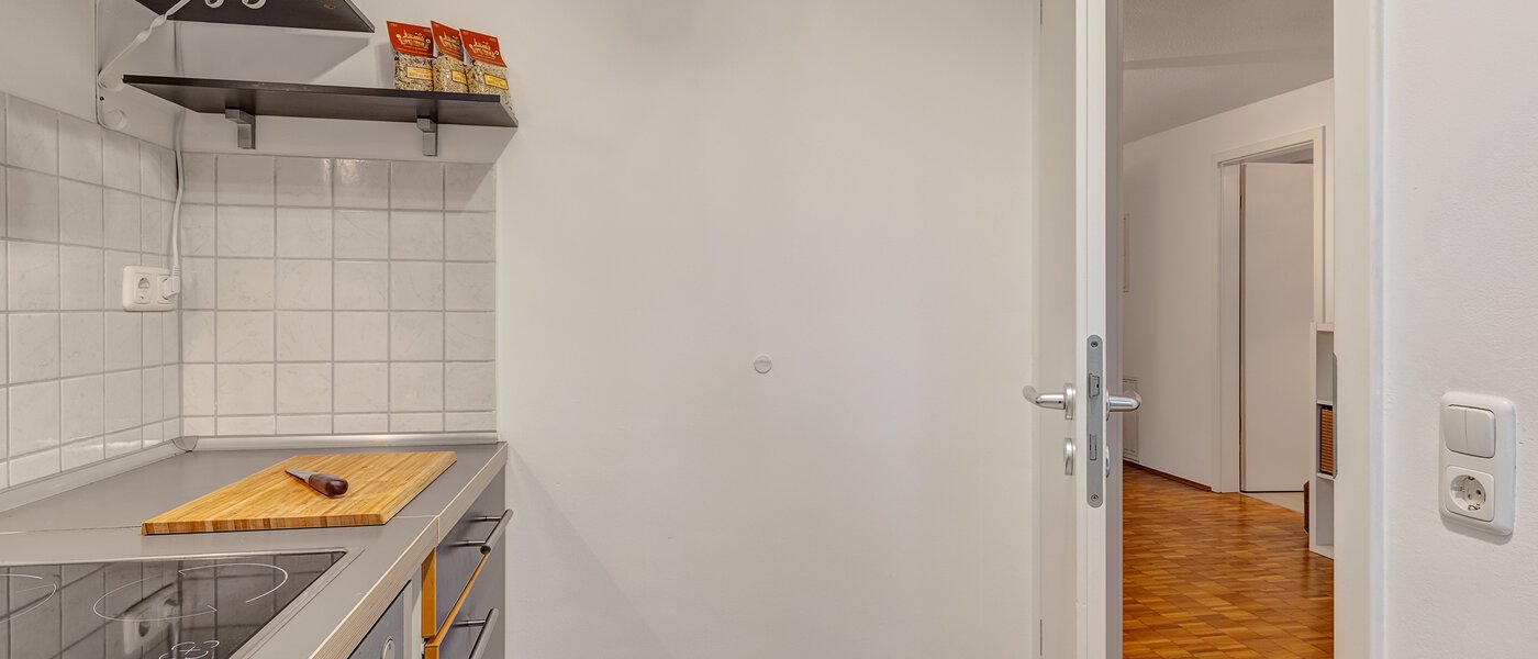 apartment München Thalkirchen 03 kitchen 12695
