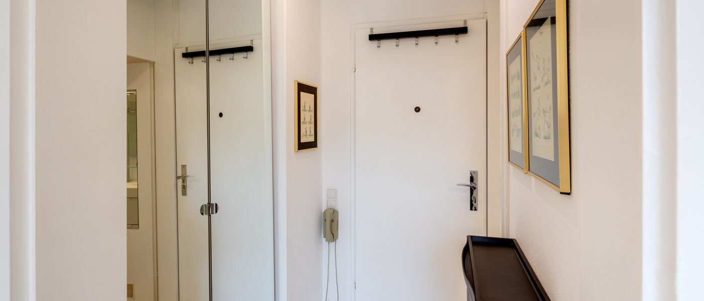 attic apartment Kreuth Weissach 01 hall 12696