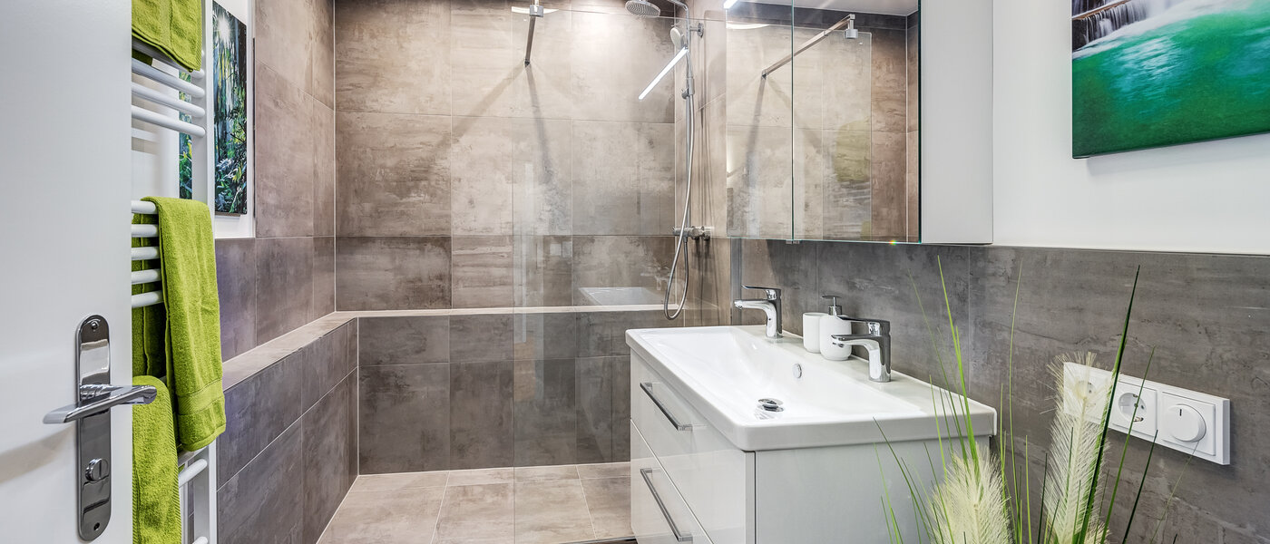 apartment Unterhaching 01 bathroom 12705