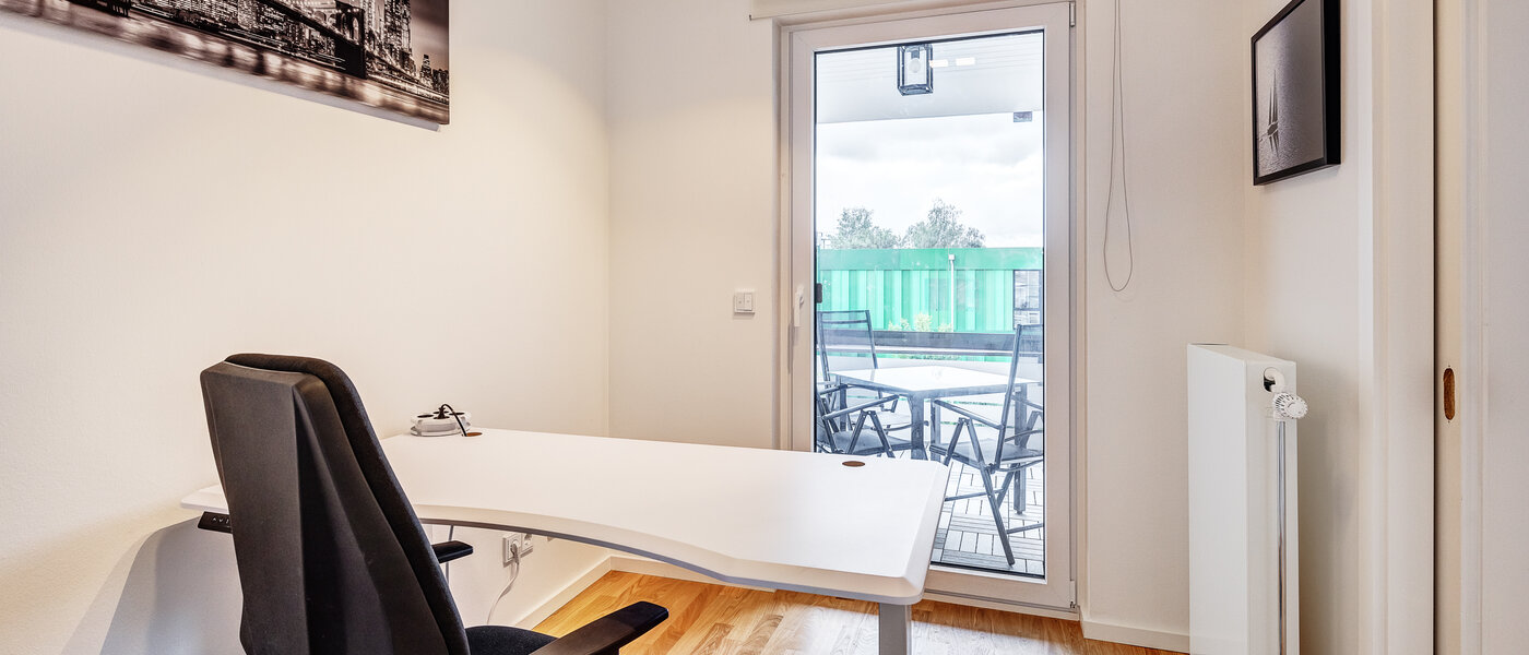 apartment Unterhaching 01 office 12705