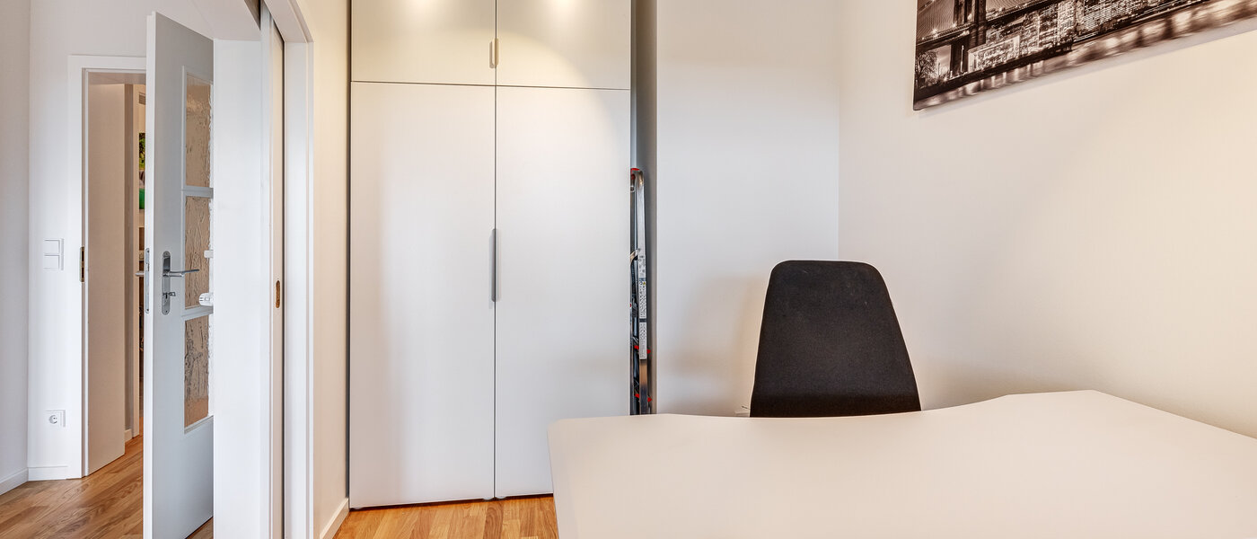 apartment Unterhaching 03 office 12705