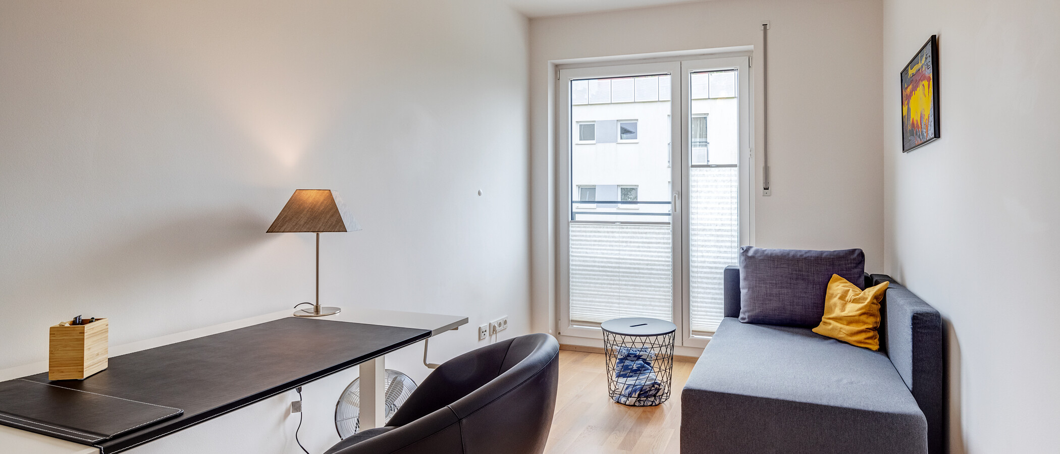 apartment Unterhaching 01 Workspace/Guestroom 12719