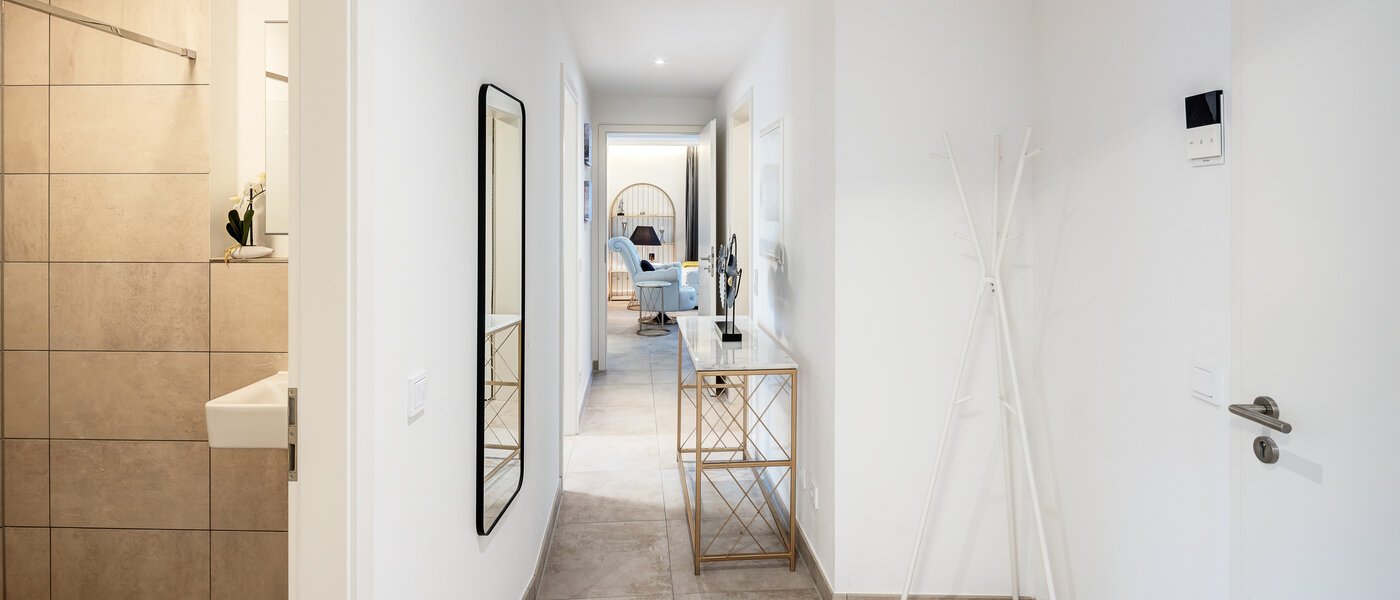 apartment München Arabellapark 01 hall 12725