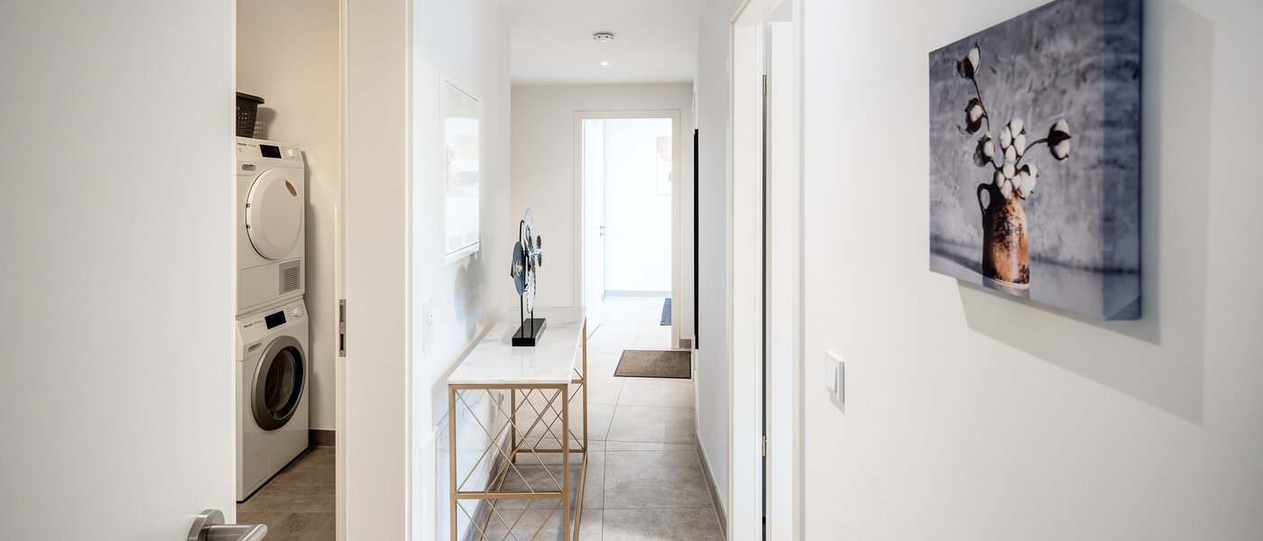 apartment München Arabellapark 02 hall 12725