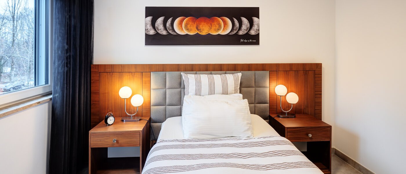 apartment München Arabellapark 01 2. bedroom 12725