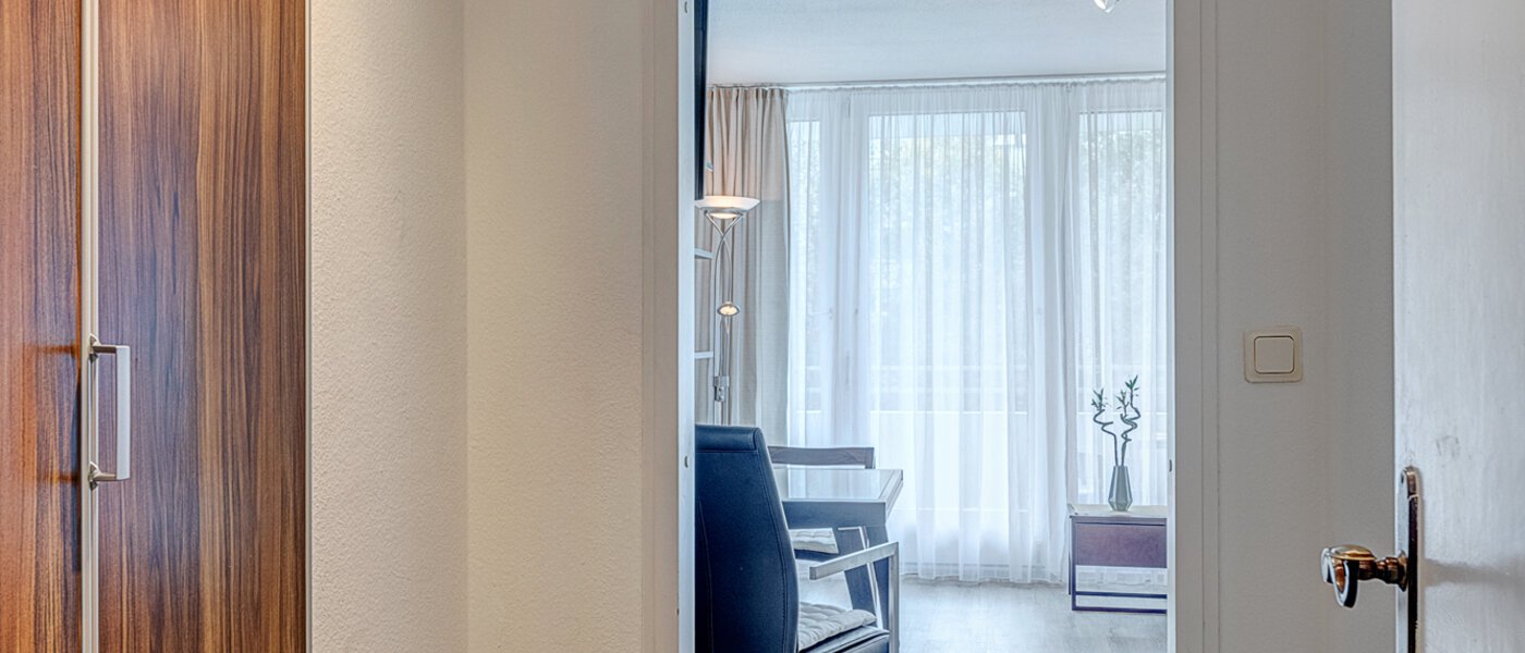 apartment München Moosach 02 hall 12754