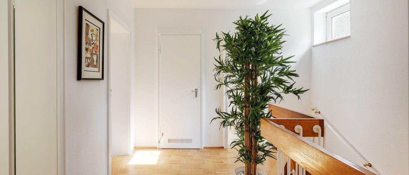 house München Lerchenau 02 hall 12756