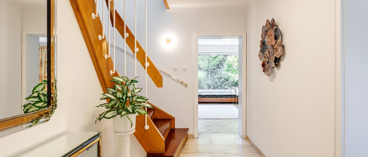 house München Lerchenau 03 entrance/hallway 12756