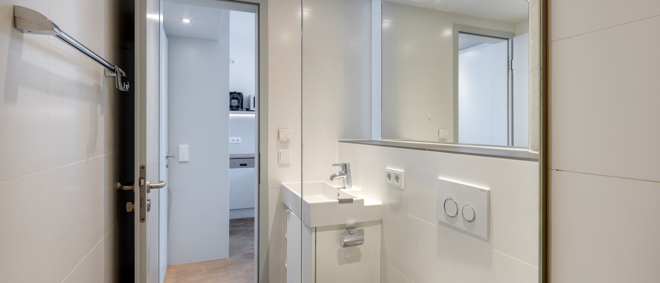 apartment Unterschleißheim Lohhof 02 bathroom 12773