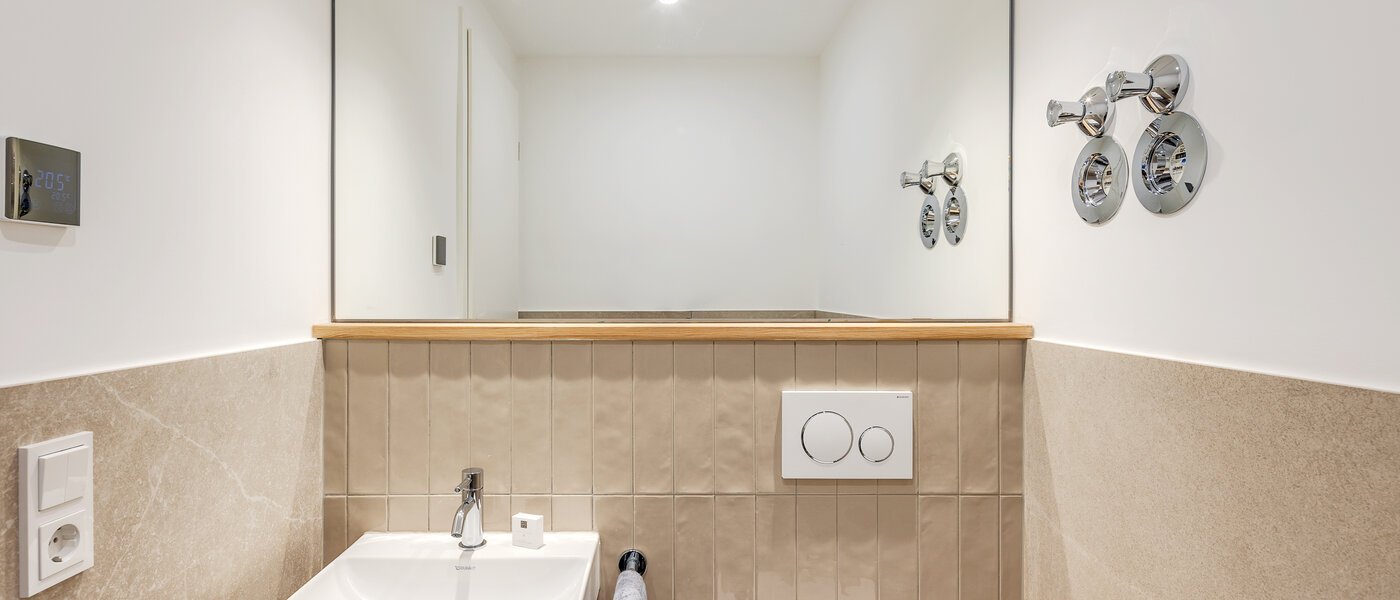 apartment Rottach-Egern 02 separate toilet 12780