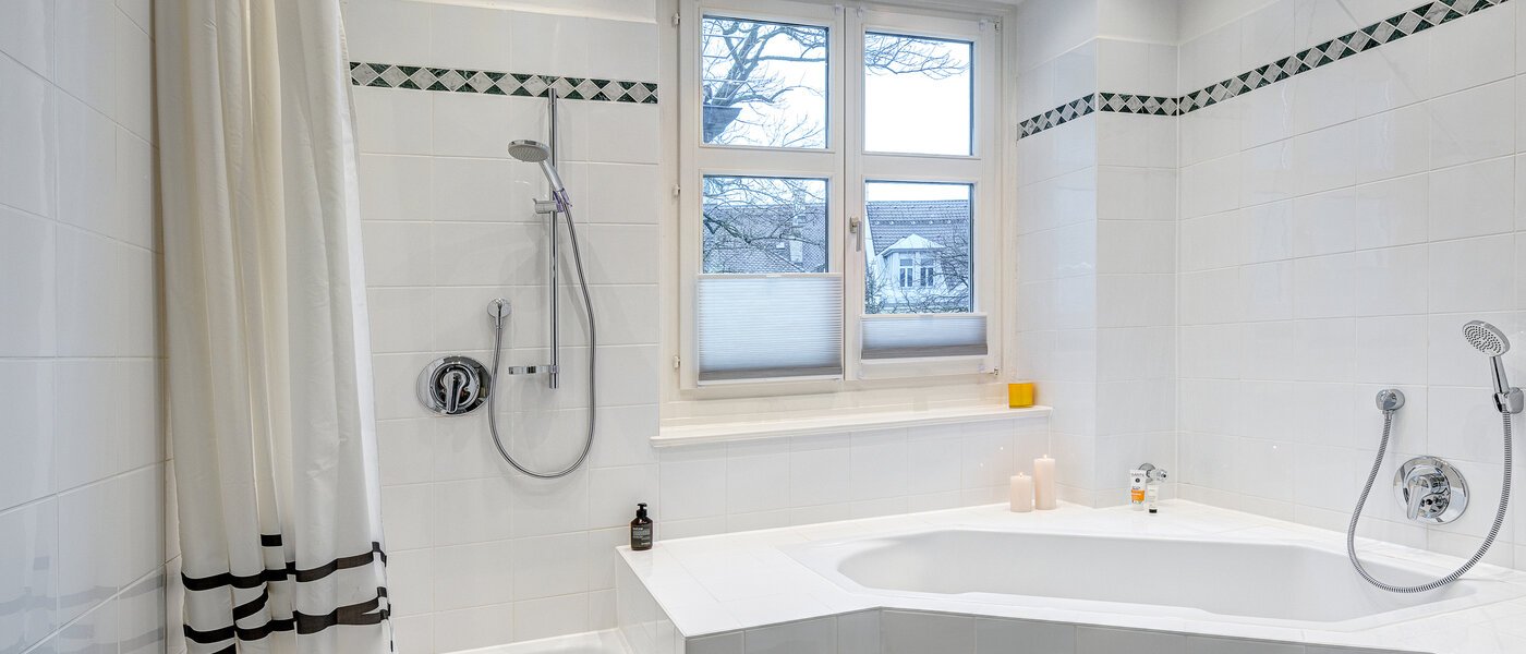 apartment München Haidhausen 02 bathroom 12796