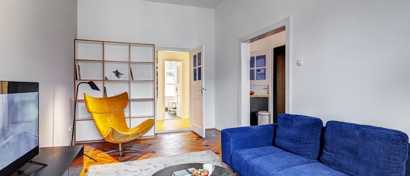 apartment München Haidhausen 03 living area 12796
