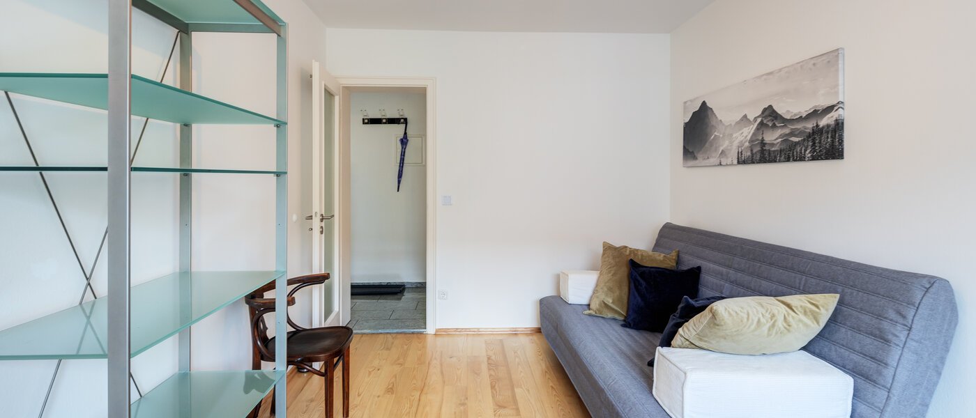 apartment München Laim 02 Workspace/Guestroom 12823