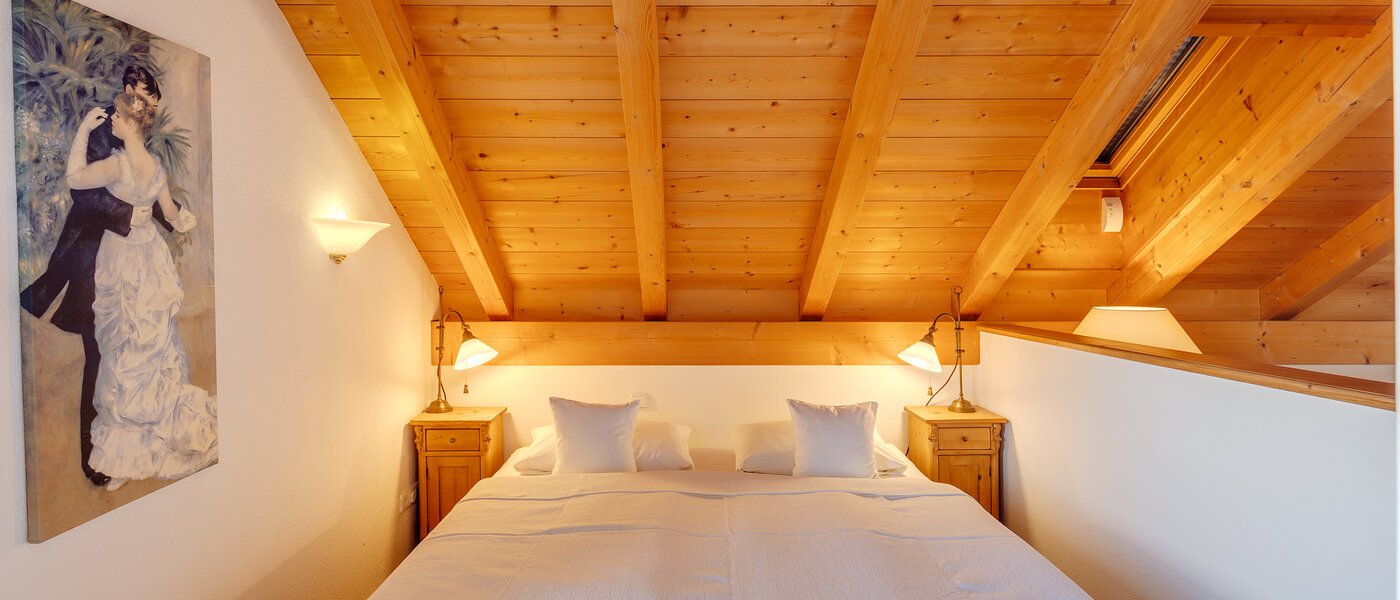 attic apartment Bad Heilbrunn 02 sleeping area 12824