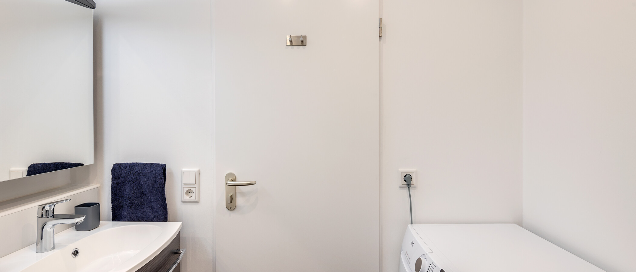 apartment München Altperlach 03 bathroom 12835