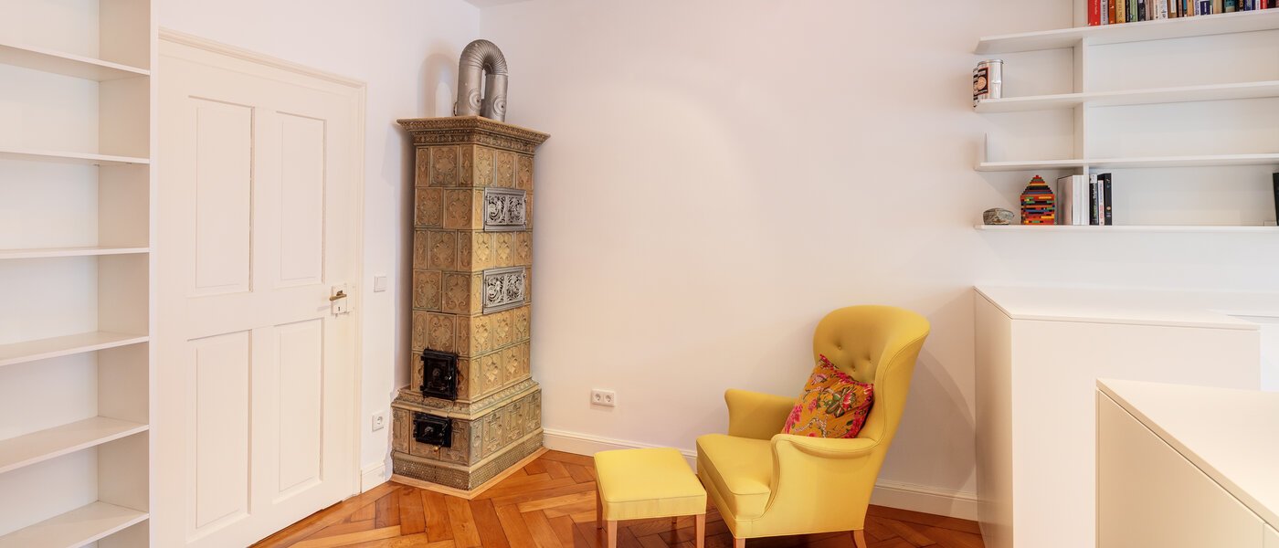 apartment München Nymphenburg 03 office 12846