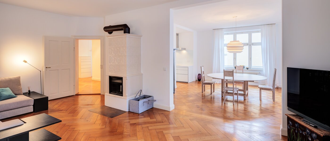 apartment München Nymphenburg 03 living room 12846