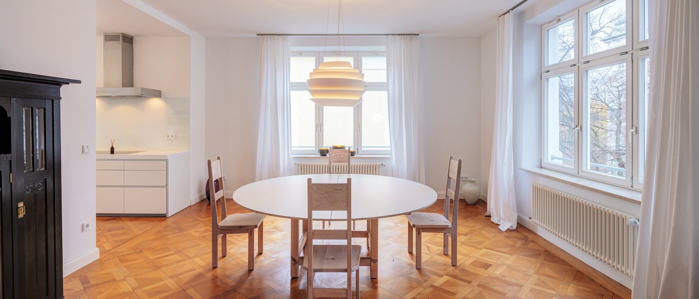 apartment München Nymphenburg 01 dining room 12846
