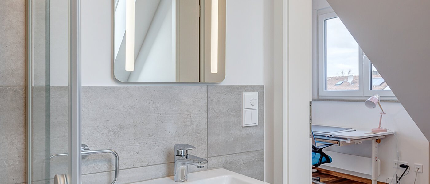 semi-detached house Gilching 03 2. bathroom 12856