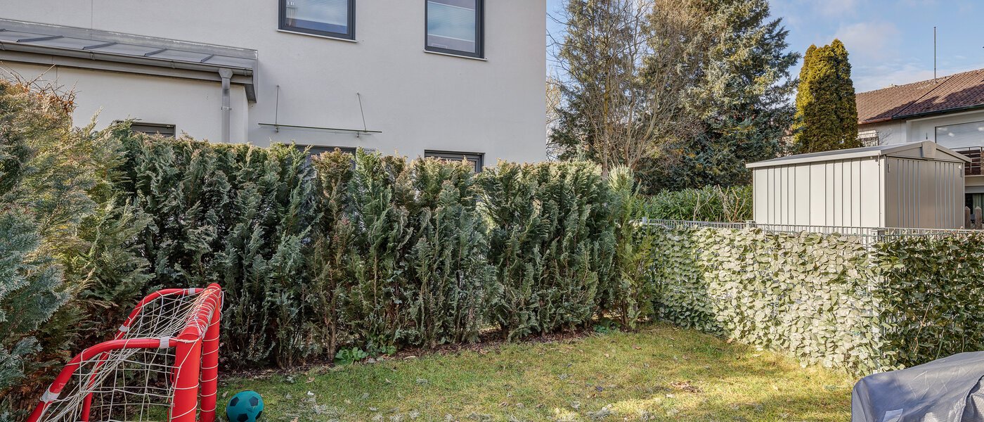 semi-detached house Gilching 01 garden 12856