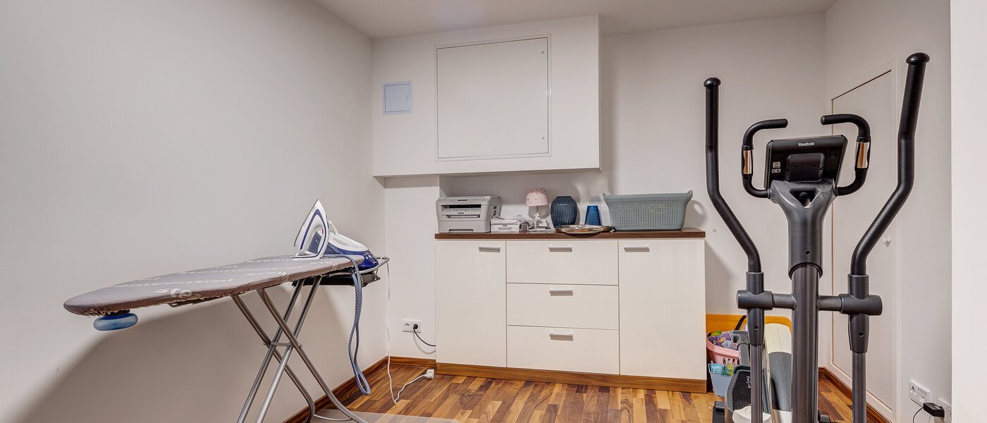 semi-detached house Gilching 01 hobby room 12856