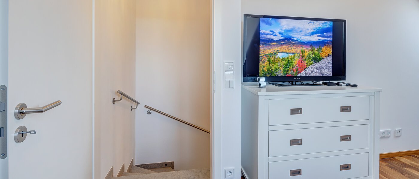 semi-detached house Gilching 03 guest room 12856