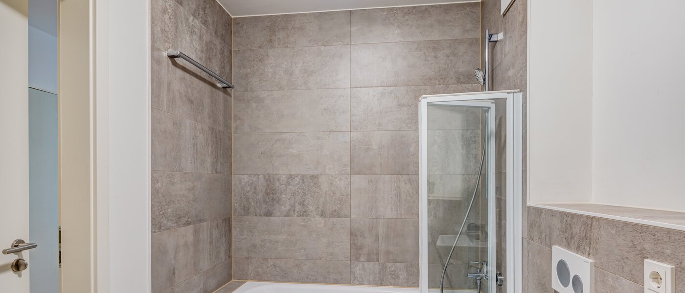 apartment München Cosimapark 02 bathroom 12861