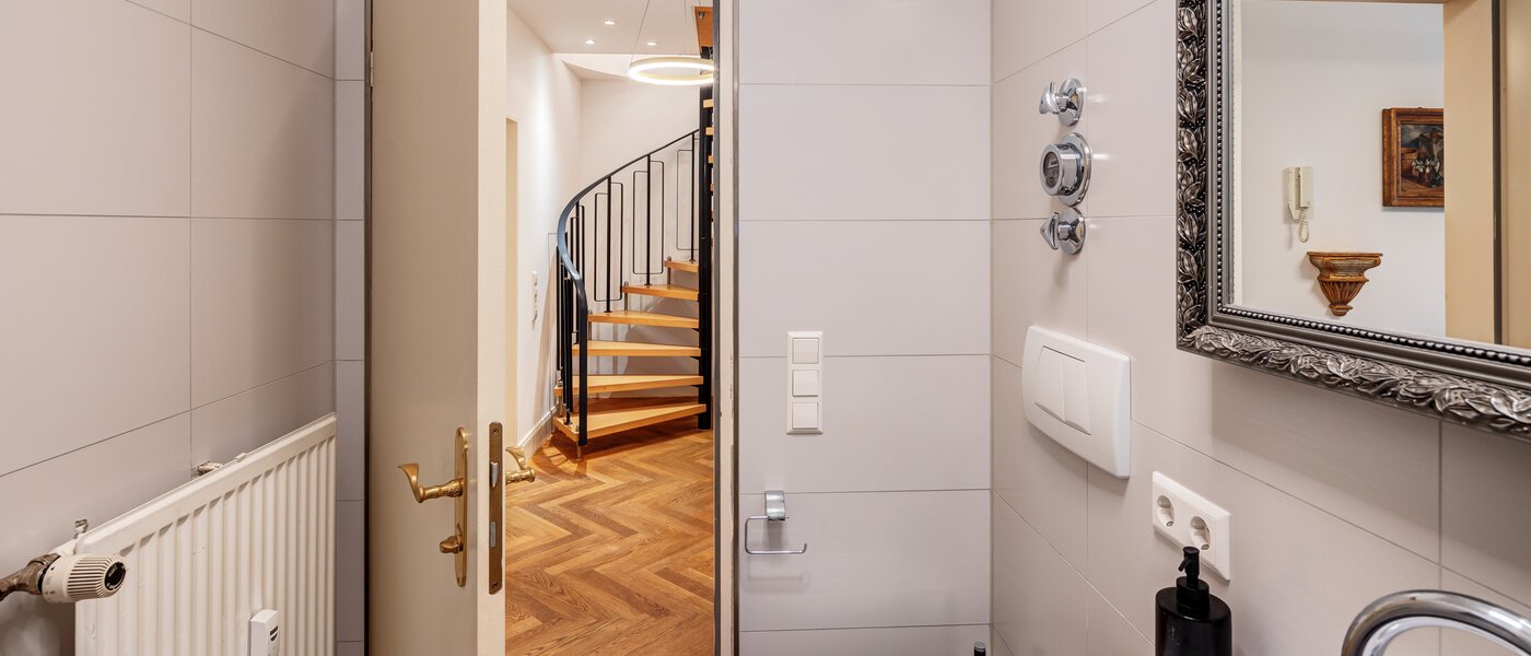 split-level München Herzogpark 02 2. bathroom 12889