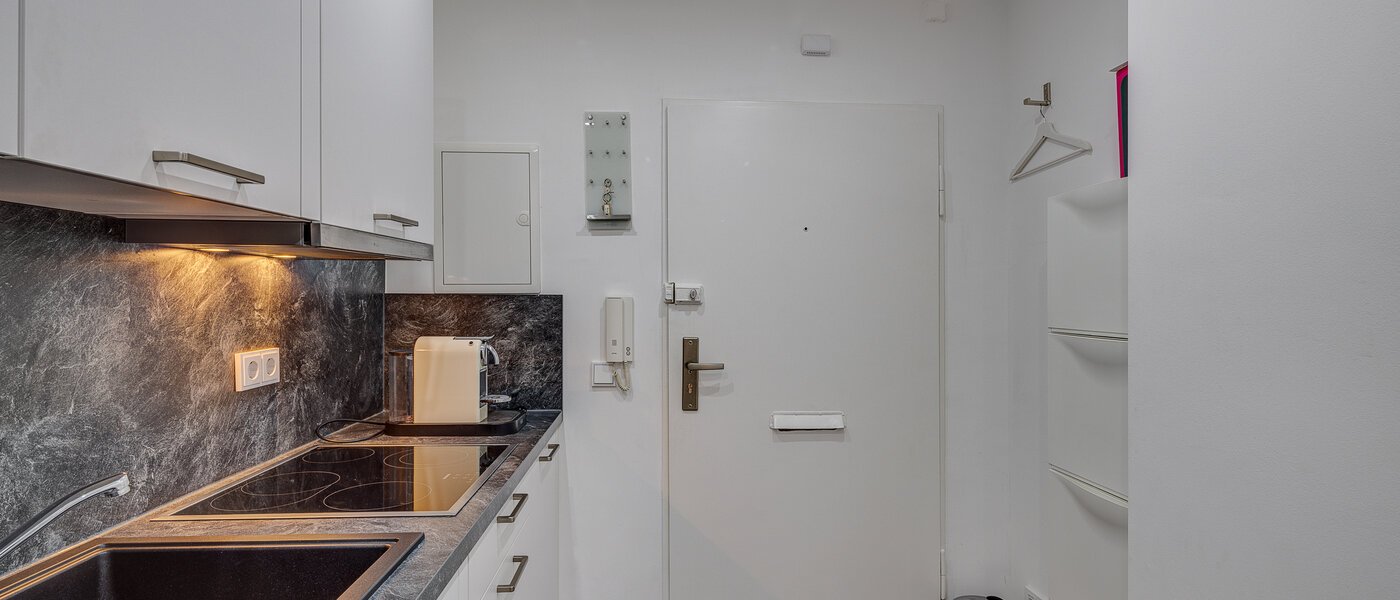 apartment München Parkstadt Bogenhausen 01 hall 12895