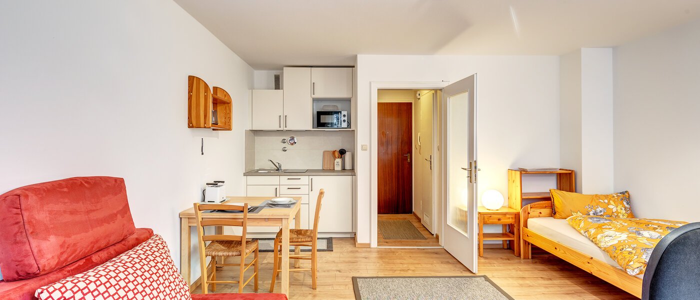 apartment München Maxvorstadt - Universitätsviertel 03 living area 12898