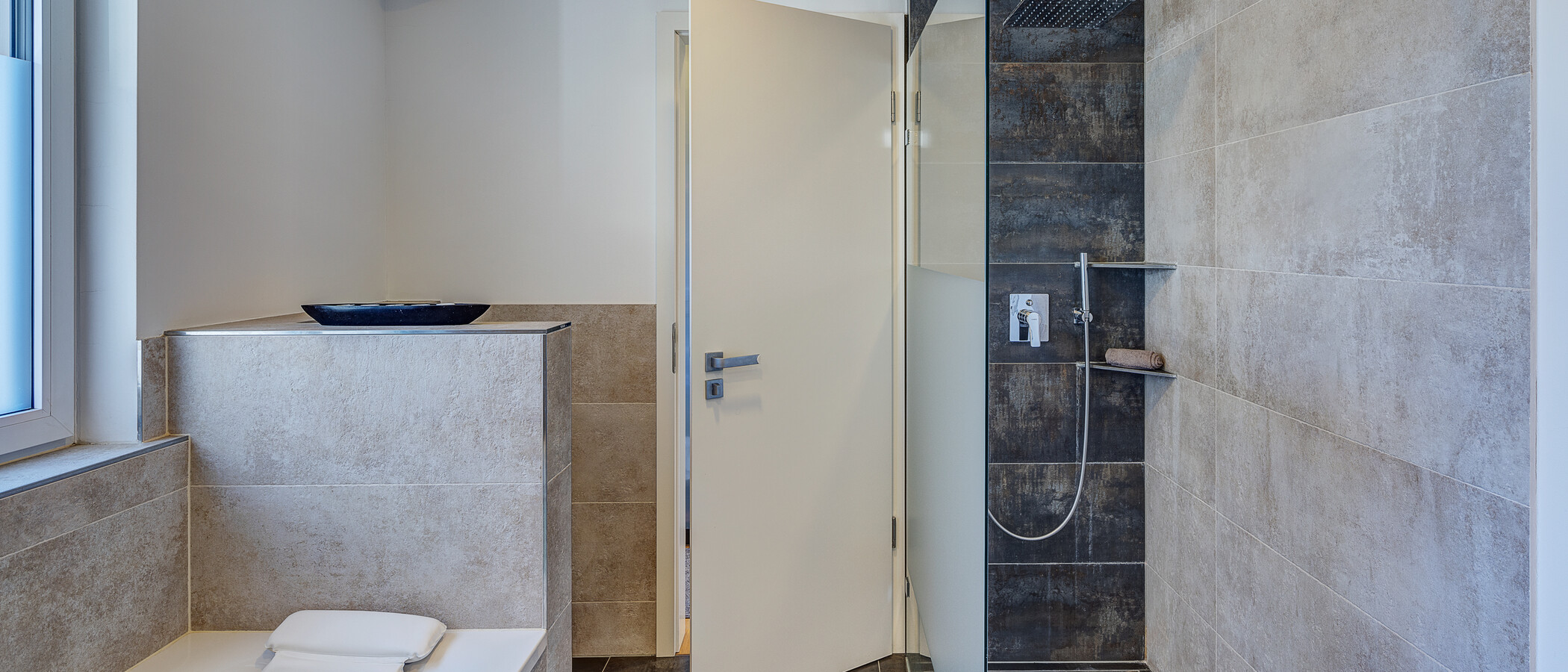 semi-detached house München Feldmoching 04 1. bathroom 12903