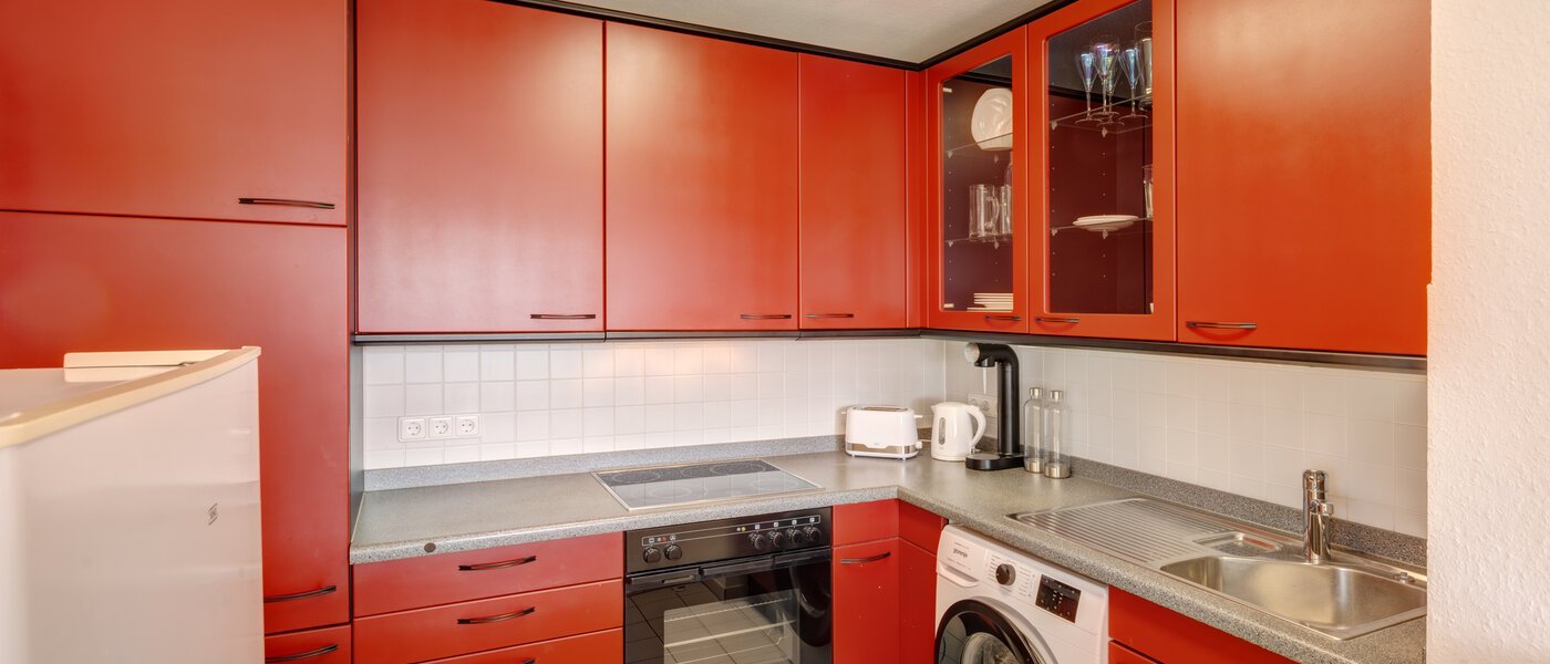 attic apartment München Obermenzing 01 kitchen 12904