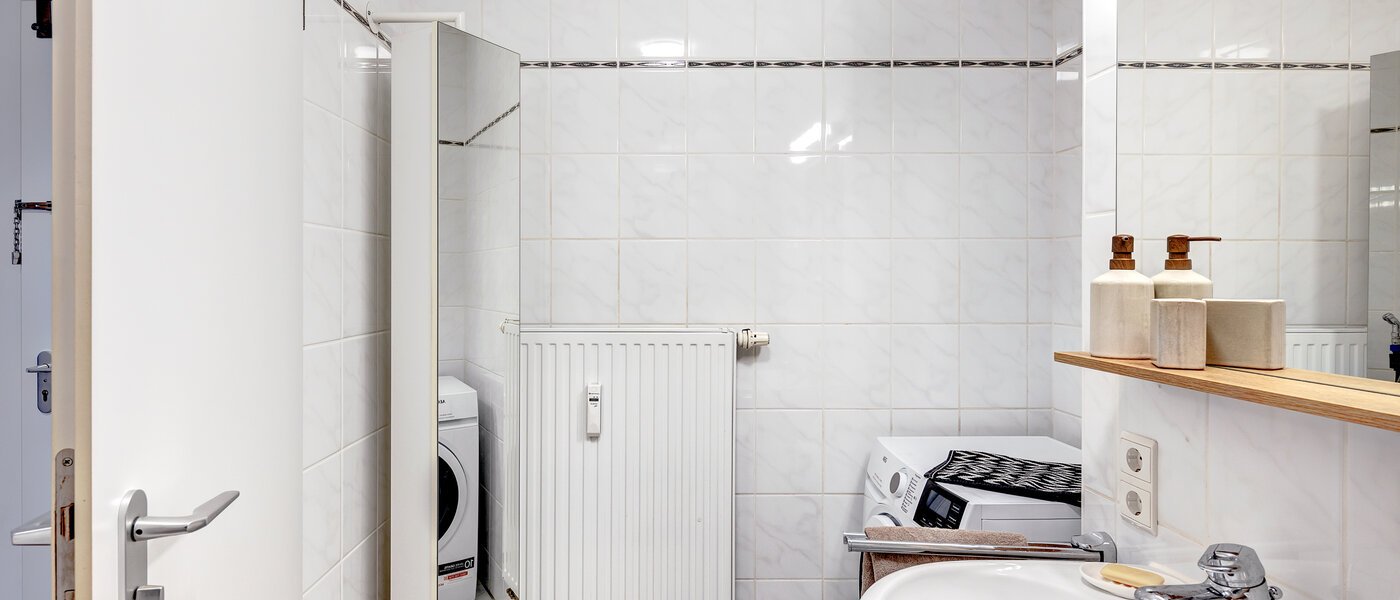 apartment München Feldmoching 03 bathroom 12910