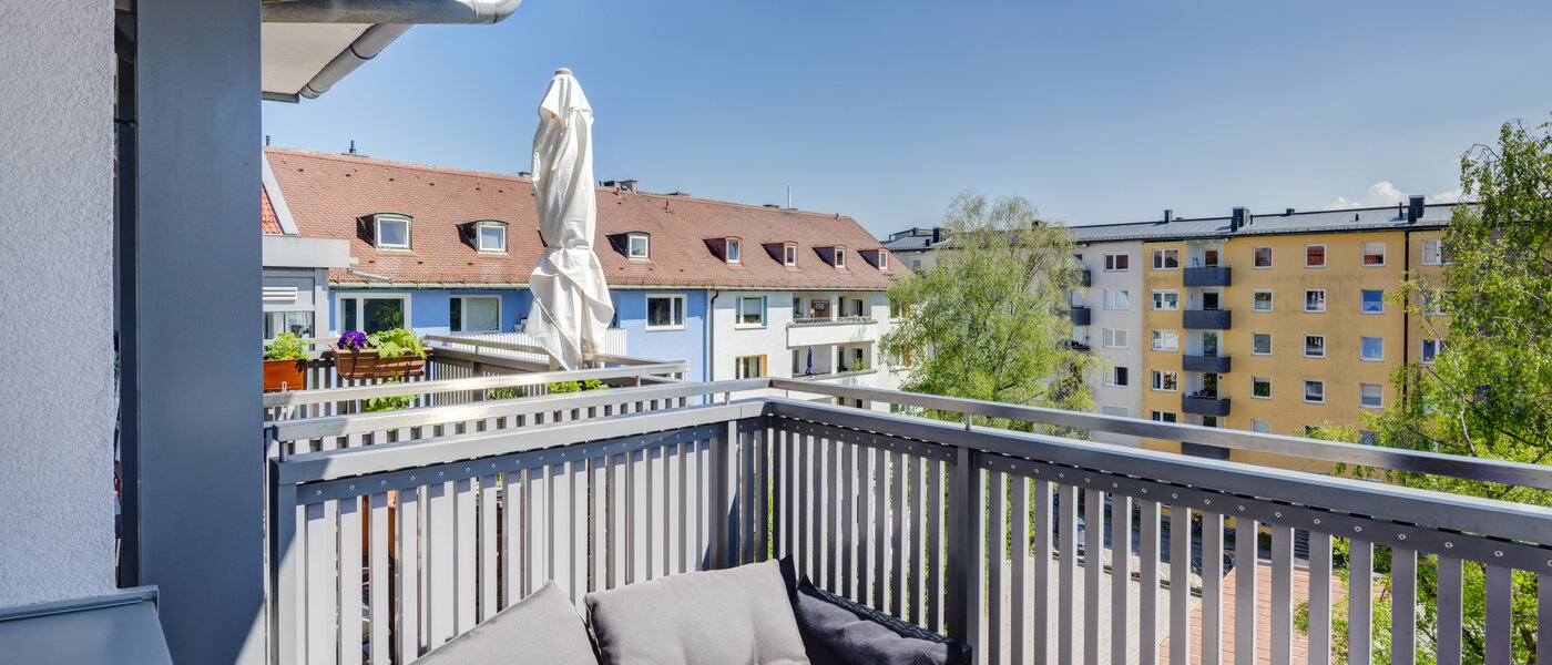 apartment München Bogenhausen 01 balcony 12911