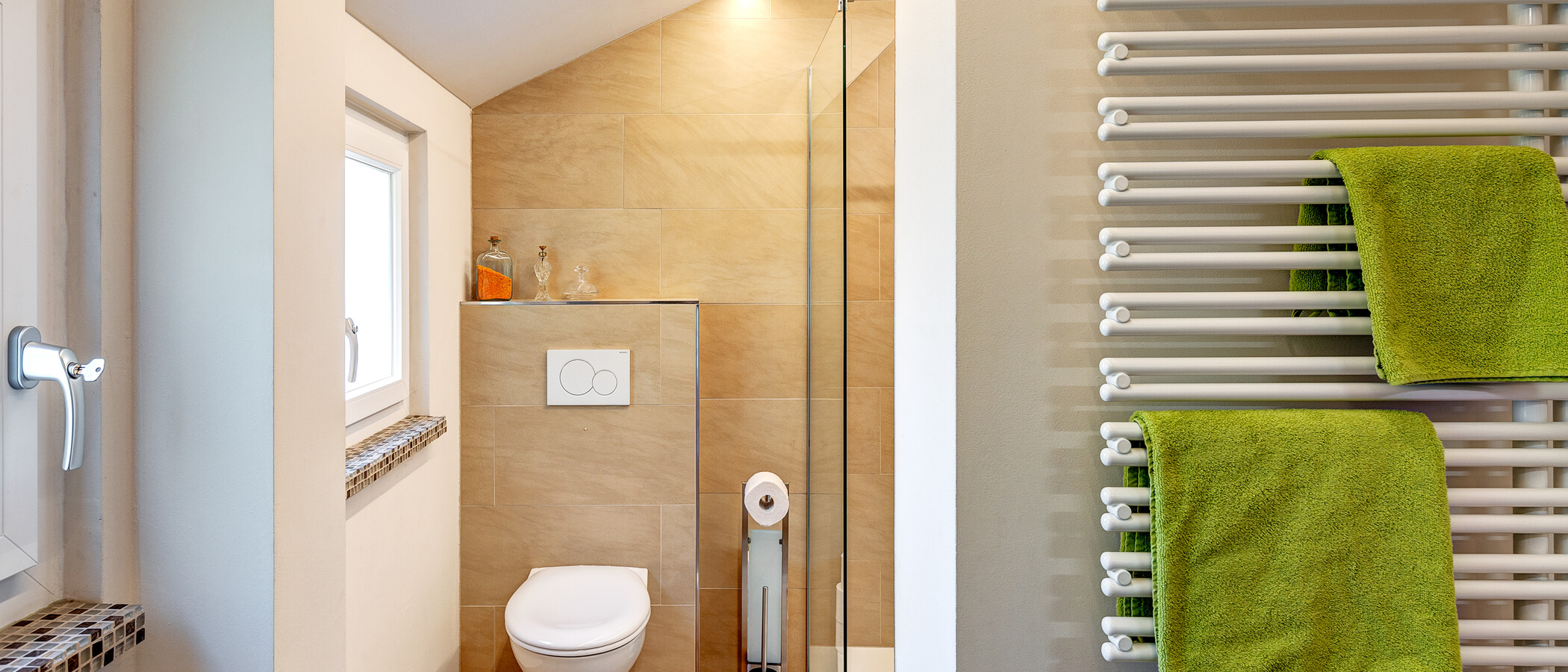 attic apartment Germering 03 bathroom 12917