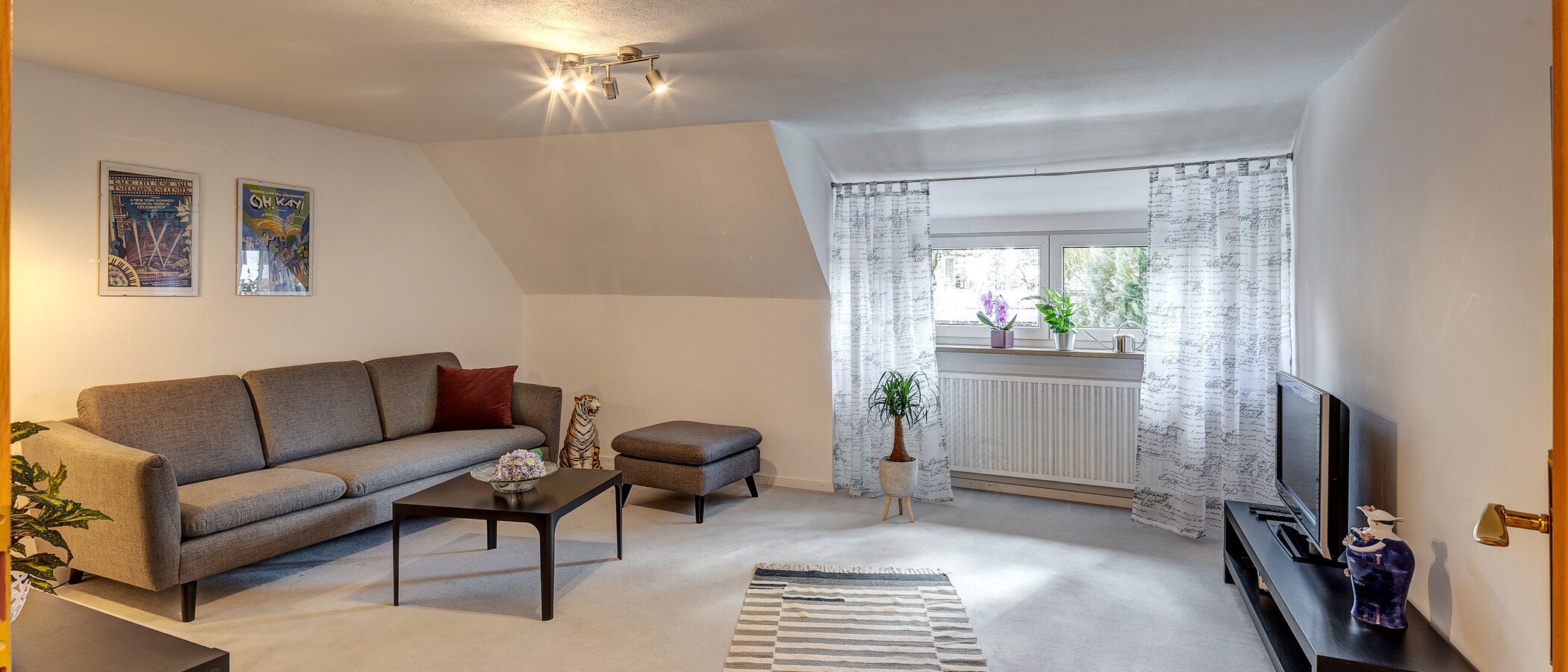 attic apartment Germering 02 living area 12917